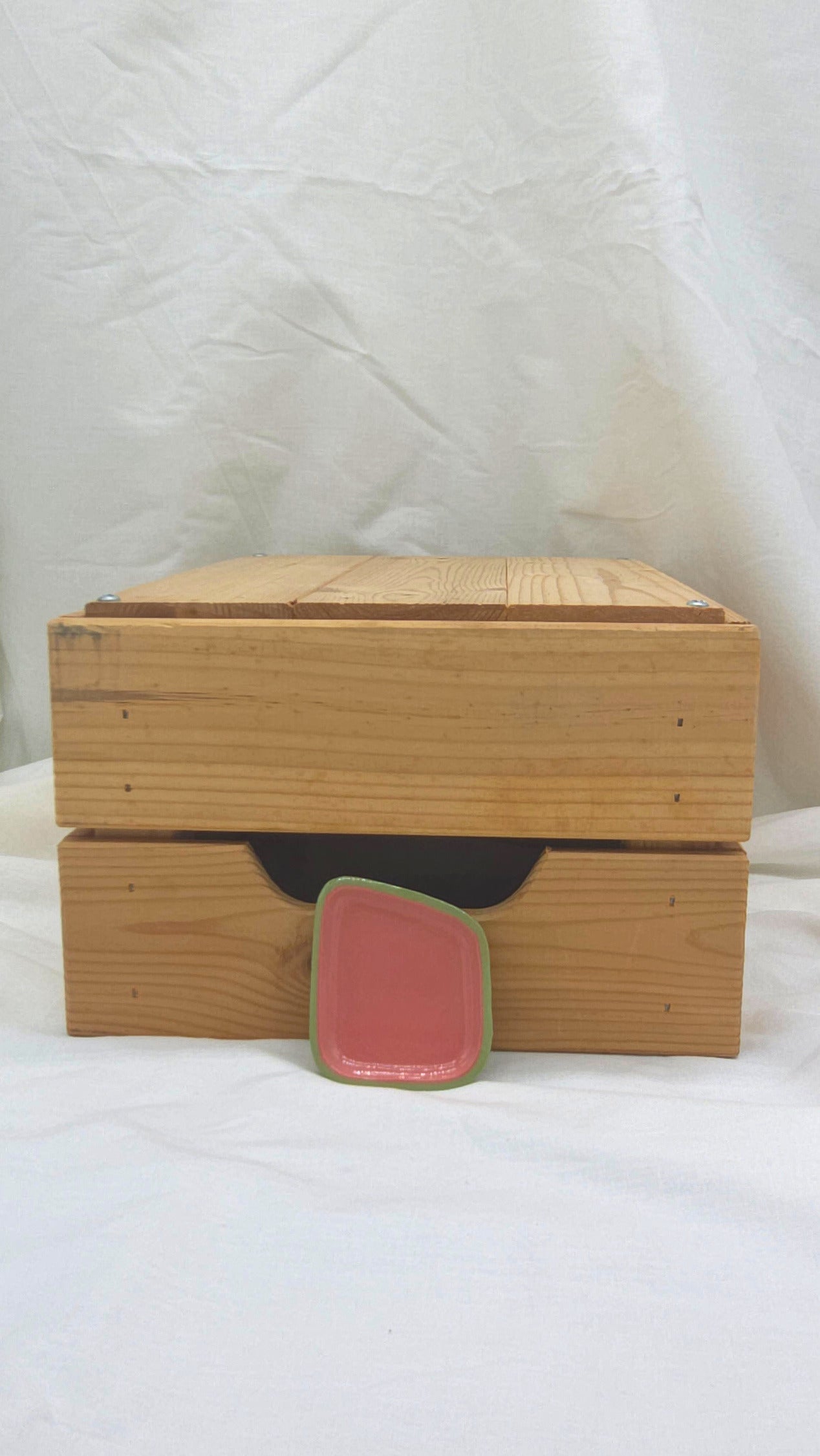 Fragment Dish - Green and Pink