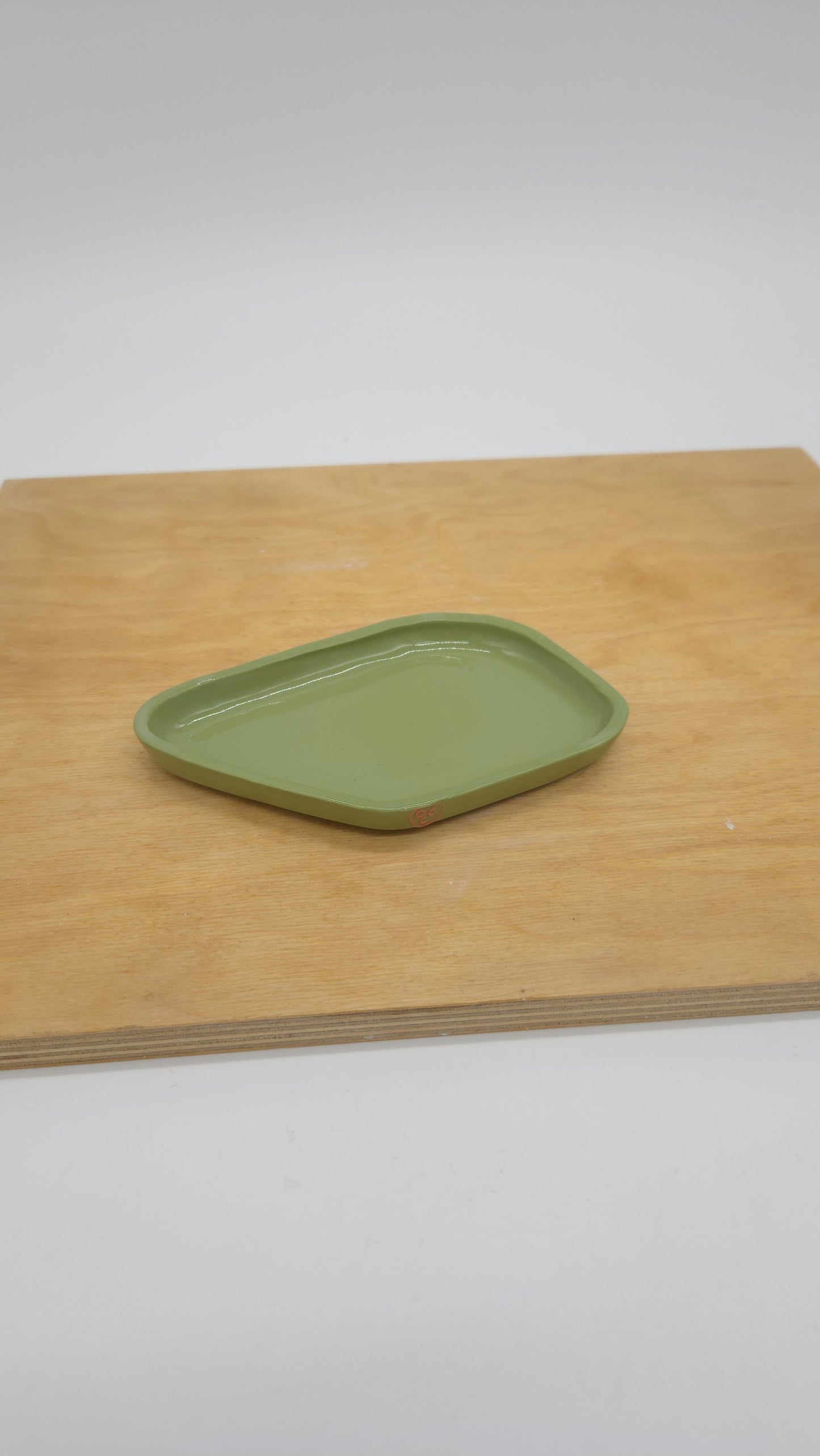 Fragment Dish - Green